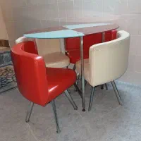 میز ناهارخوری کمجا