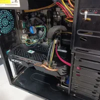 کیس i5نسل 4 rx580.  رم 16