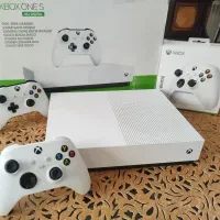 ایکس باکس1sیکترا 4kفول گیم فروش یا معاوضه