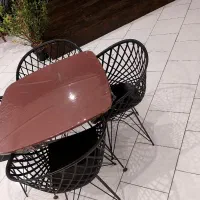میز و صندلی