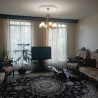 89متر/اوایل بلوار ارم/دو خوابه