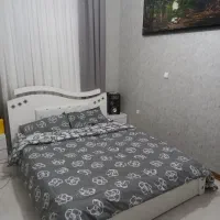 تخت دو نفره سفید وخوش خواب