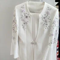 یک دست کت و شلوار  نو زنانه سایز ۳۶ سه تیکه