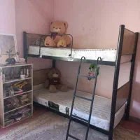 تخت دو طبقه