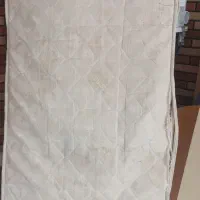 تخت خواب تک‌نفره
