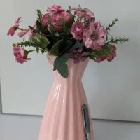 گلدان با گل
