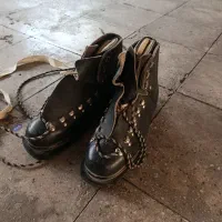 کفش اسکی روی یخ