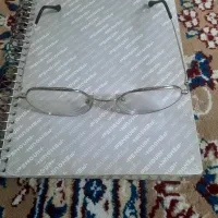 یک عدد عینک آستیکمات