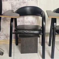 صندلی دانشجویی