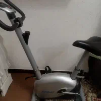 دوچرخه ثابت ورزشی