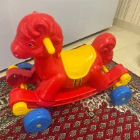 اسب الاکلنگی و چهار چرخ