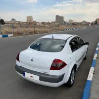 مگان ۲۰۰۰ اتوماتیک