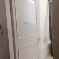 درب اتاق با چهارچوب