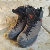 کفش کوهنوردی کینگتس سایز ۴۴