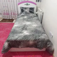 تخت و کمد نوجوان همراه با تشک