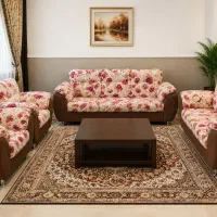 سرویس هفت نفره مبل به اضافه میز جلو مبلی و عسلی ها