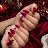 خدمات ناخن با تخفیف ویژه