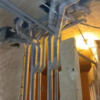 کارگر ماهر ونیمه ماهر تاسیسات