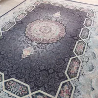 ۲تخته فرش ۹ متری سرمه‌ای ۱۲۰۰ شانه