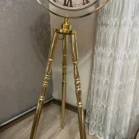 ساعت ایستاده