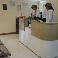 منشی ودستیار فیزیوتراپی خانم