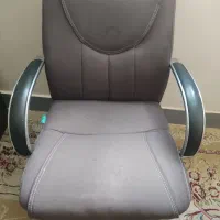 صندلی چرخدار مدیریتی