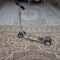 اسکوتر سه چرخ