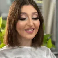 میکاپ آرتیست خدمات تخصصی میکاپ