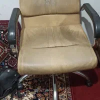 صندلی  مدیریتی جک دار