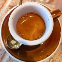 نیازمند نیروی کار در کافه