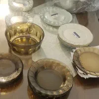 تعدادی ظرف وظروف مناسب جهیزیه