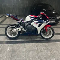 Cbr 1000 2007|موتورسیکلت|تهران, خواجه نظام الملک|دیوار