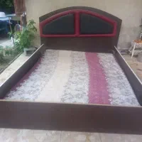 تخت دونفره