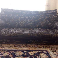 مبل شش نفره راحتی به همراه میز شیشه ای