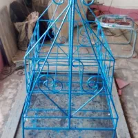 گهواره فلزی محکم