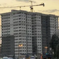 تا جنگ نشده خونتو بخر/برج دوخوابه دهکده و خرازی
