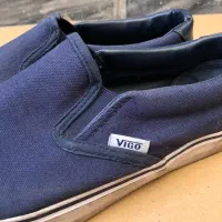 کتونی پارچه ای طبی در حد نو Vigo