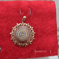مقداری طلا به قیمت تابلو همگی فاکتور دارند
