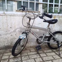 دوچرخه ۱۶ تمیز