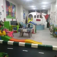 استخدام نیروی خانم خانه بازی صدرا