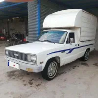 مزدا 1600 تک کابین