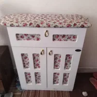 میز اتو و چرخ خیاطی