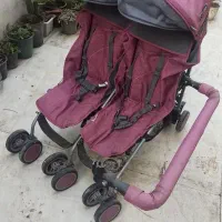 کالسکه دوقلو