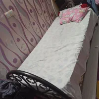 تخت خواب فلزی