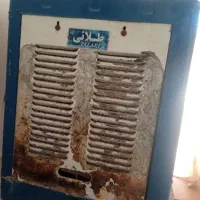 کولر آبی میز کامپیوتر و