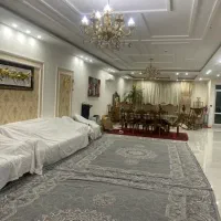 ۲۴۰ متر آپارتمان/تازه ساز/شیک و لاکچری/فلاحی ۳۸