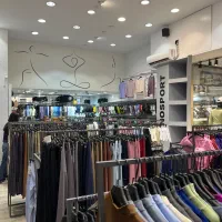 فرروشنده پاره وقت خانم