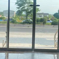 رهن-مغازه-320-متری-برجاده-اصلی-ایزدشهر
