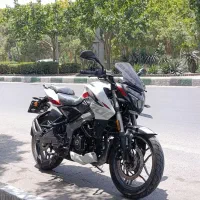 ns200 (سه شمع) ۱۴۰۴