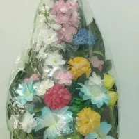 گل مصنوعی  همراه با کاور